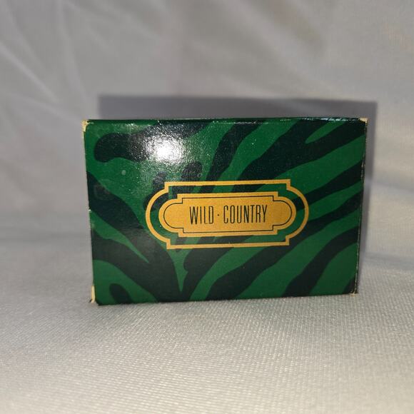 Avon Wild Country Soap Bar and Deodorant Talc Sealed Vintage Rare Green Package - Picture 3 of 10